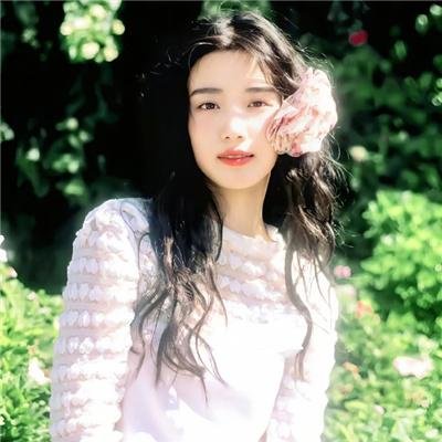 编织的女孩
